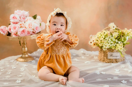 西双版纳11个月宝宝会什么